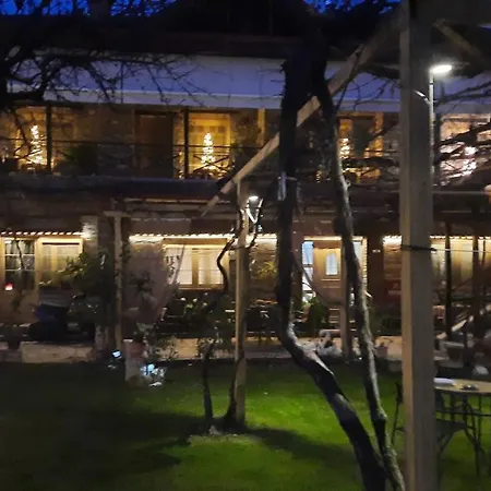 Pansion Anastasia 3* Káto Loutrákion