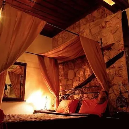 Pansion Anastasia Bed & Breakfast Káto Loutrákion