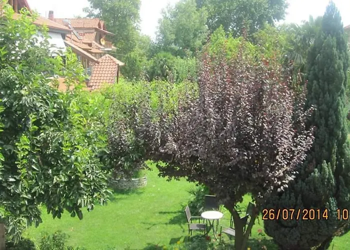 Couette-café Pansion Anastasia